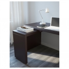 МАЛЬМ Письменный стол с выдвижной панелью, черно-коричневый